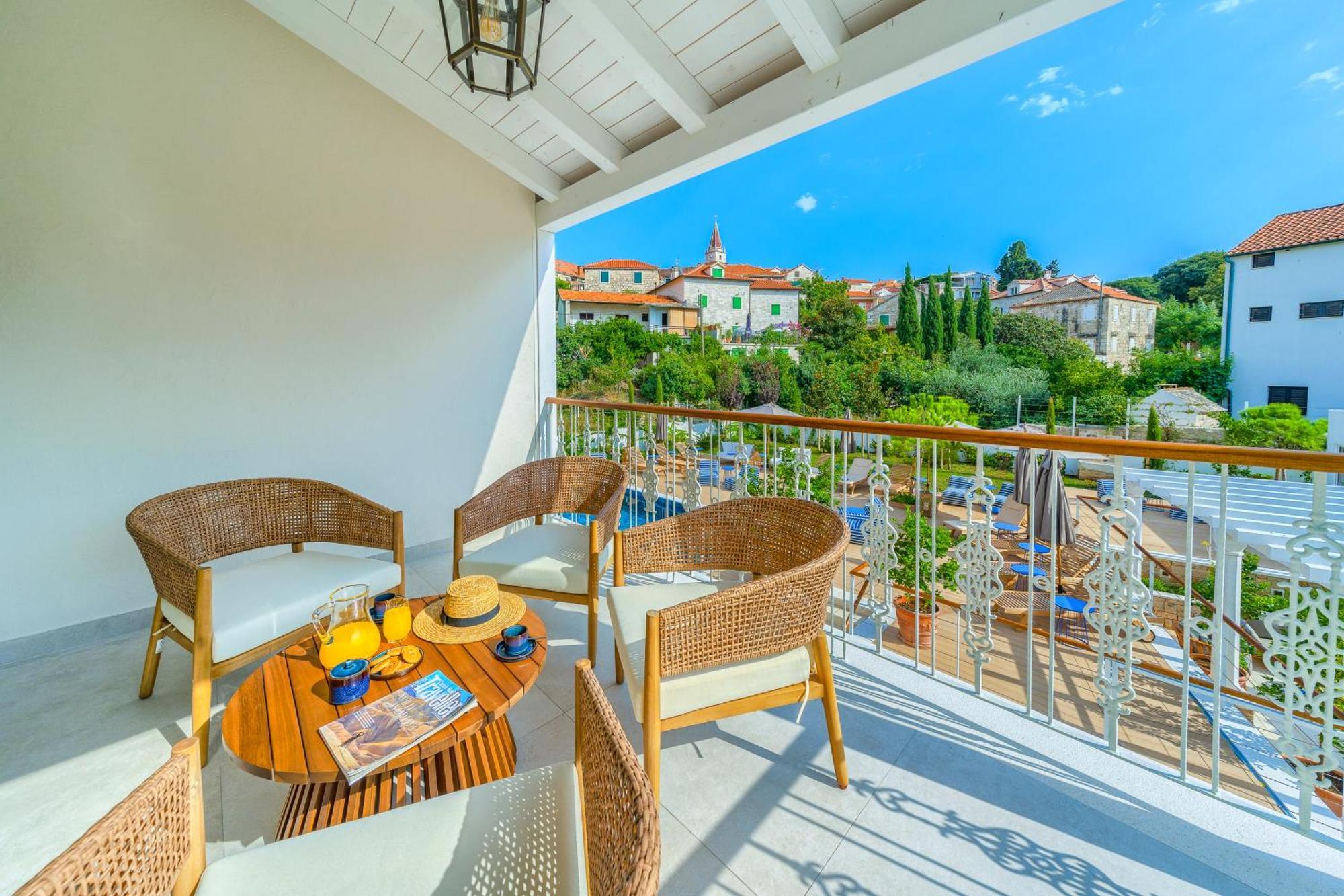 Hotel Brattia, Adults Only, Postira, Brac Island 外观 照片
