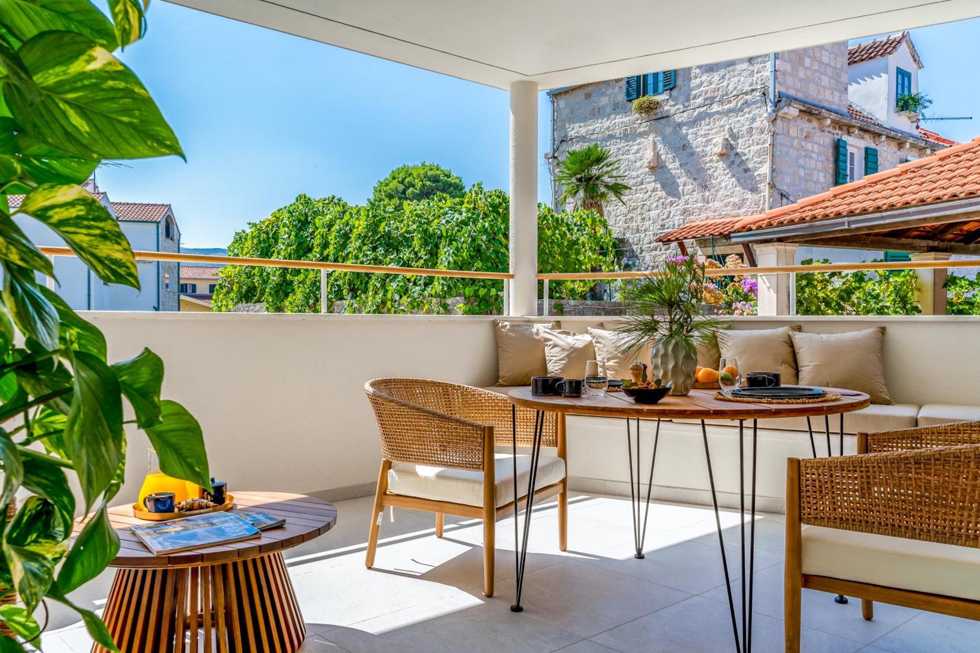 Hotel Brattia, Adults Only, Postira, Brac Island 外观 照片